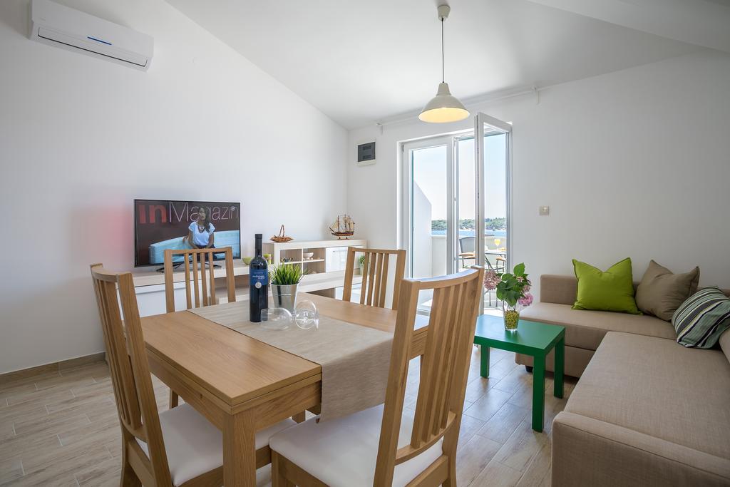 Apartments Oleandar Rogoznica  Værelse billede
